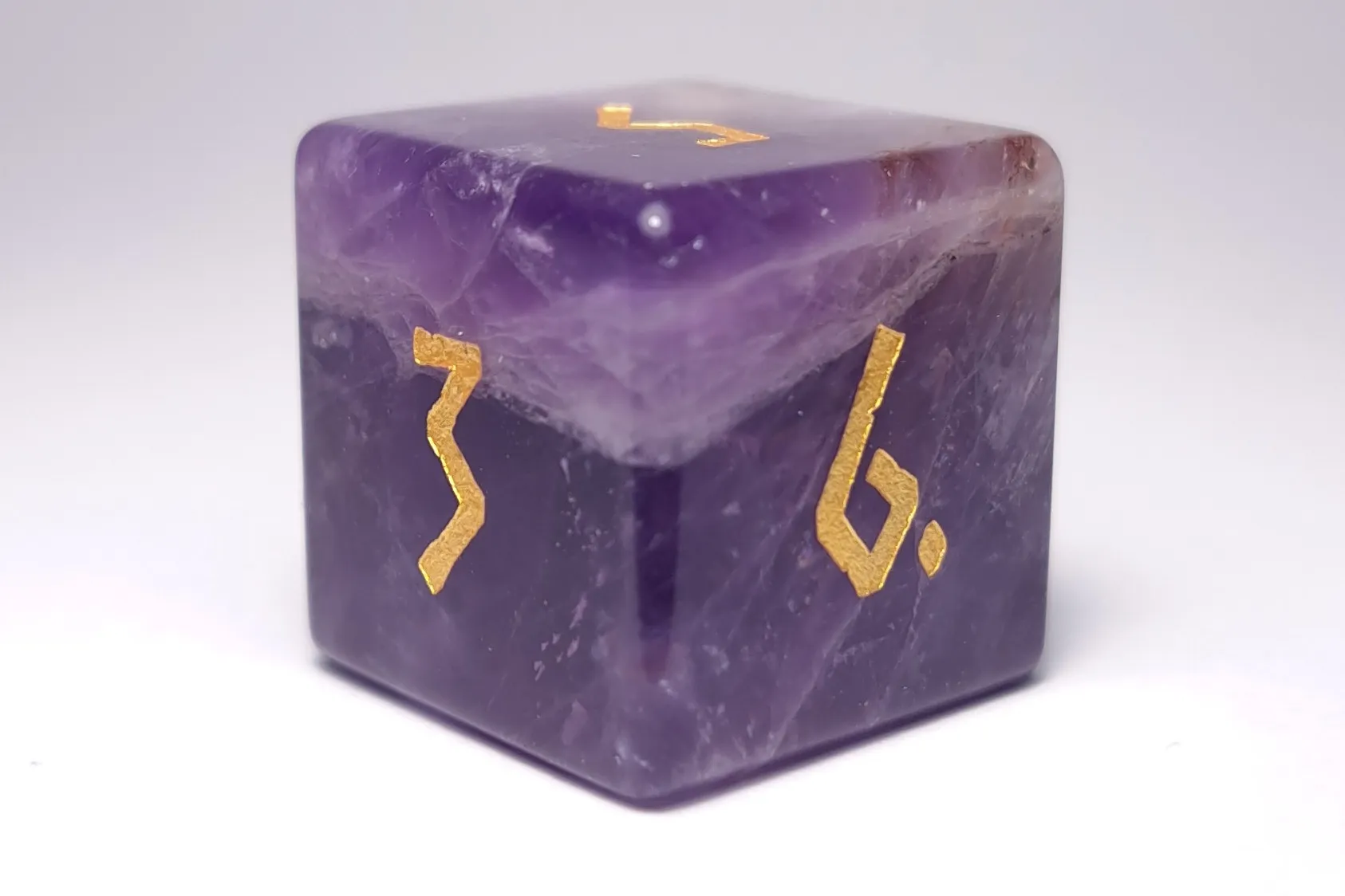 Amethyst, dice